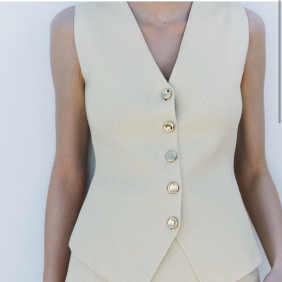NWT ZARA cream knit vest - Picture 1 of 4